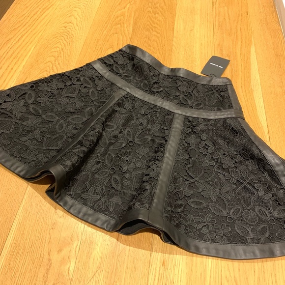 🎉HP🎉NWT - The Kooples - Lace Skirt - Picture 3 of 8